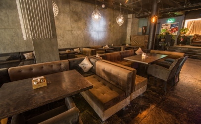 Первый этаж