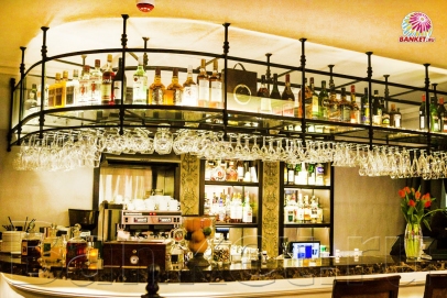 Зал 1 с баром