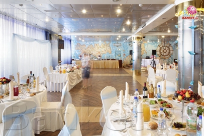 Зал Михаил Светлов 