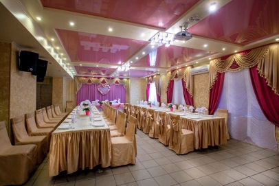 Основной зал