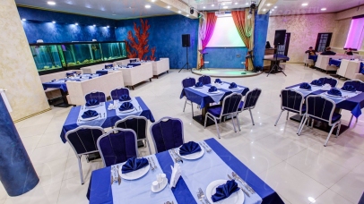 Основной зал