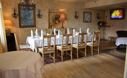 Зал 2-го этажа, два крыла