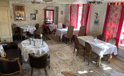 Зал 2-го этажа, два крыла