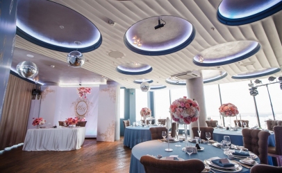 Основной зал