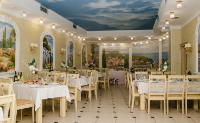 Основной зал