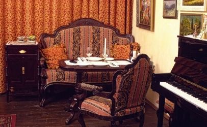 Основной зал