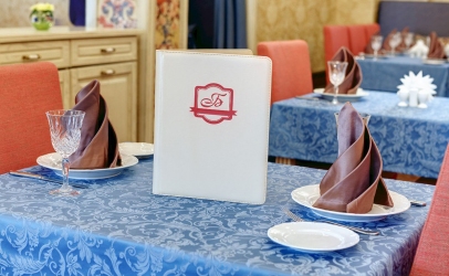 Основной зал