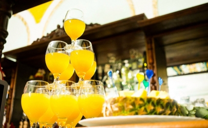 Основной зал