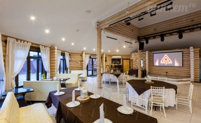 Основной зал