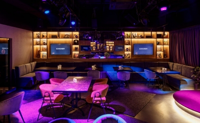 Общий зал караоке