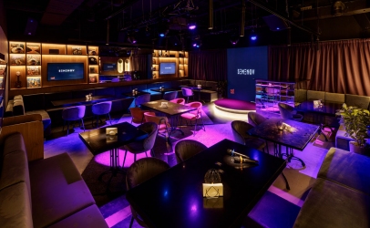 Общий зал караоке