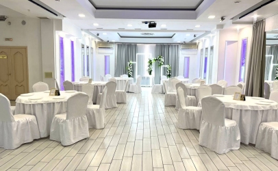 Зеркальный зал