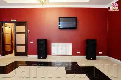 Фиолетовый зал