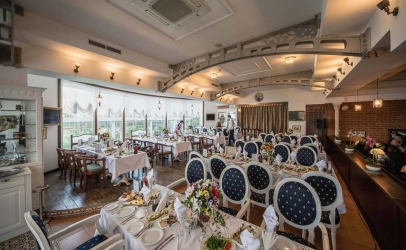 Основной зал