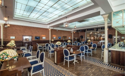 Основной зал