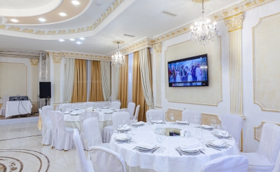 Зал Соколиный Дворик