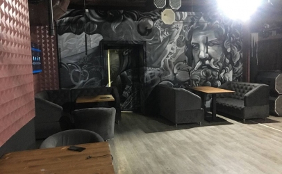 Основной зал