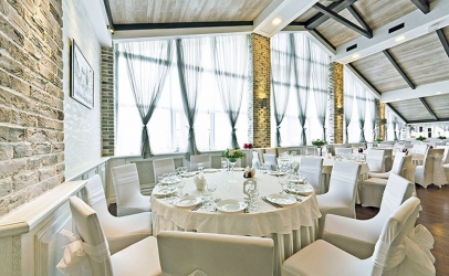 Основной зал