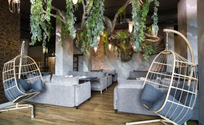 Основной зал