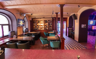 Основной зал