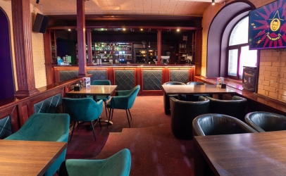 Основной зал