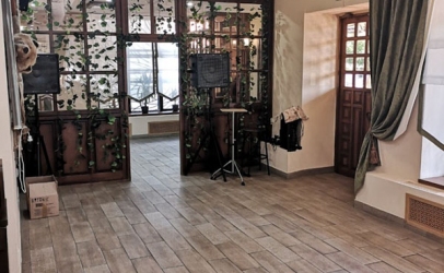 Основной зал