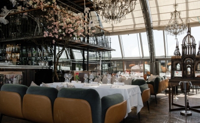 Дальняя часть зала