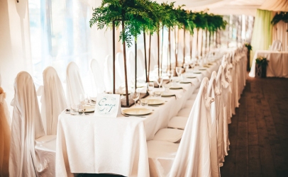 Летняя площадка с шатрами