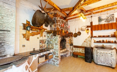 Хижина охотника (летний сезон)