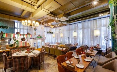 Основной зал