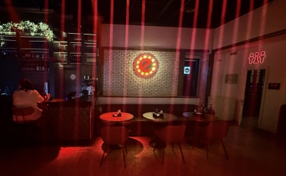 Основной зал