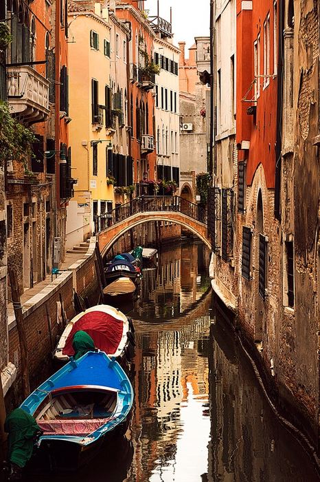 Travel. Photo. Love.