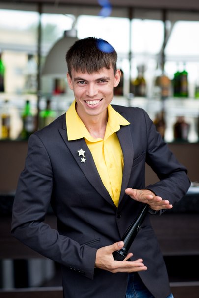 Александр Натаров