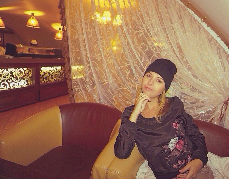 Юля Мышинская