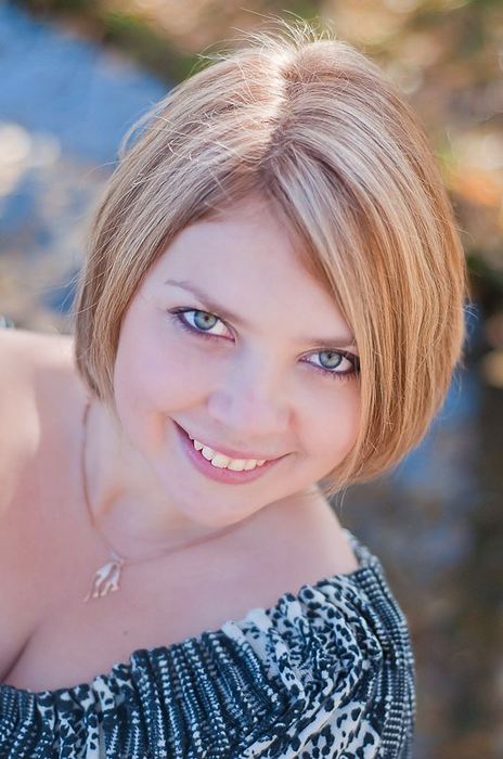 Алена Божко