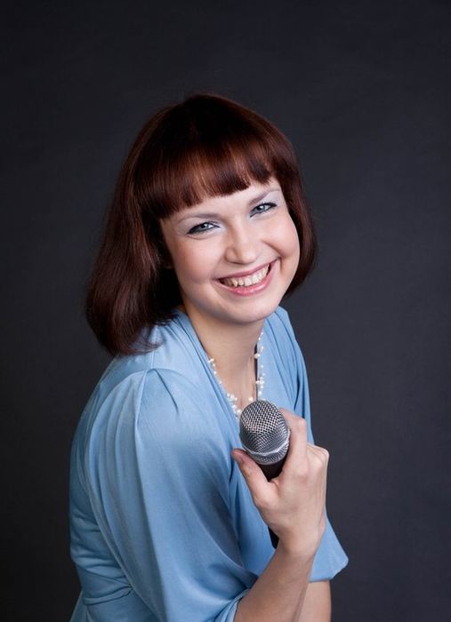 Людмила Ведущая