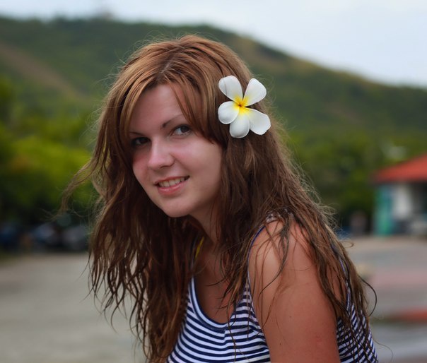 Анна Дубровина