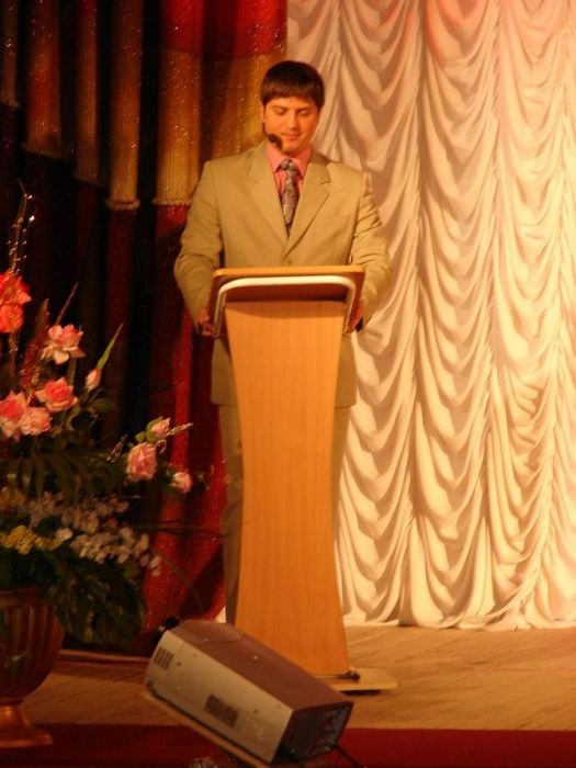 Олег Олегин