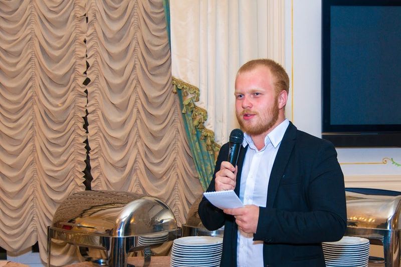 Сергей Ужахов