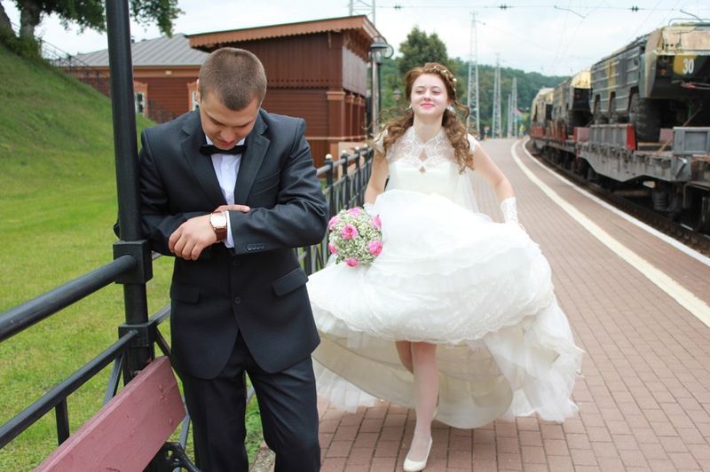 Алёна Светикова