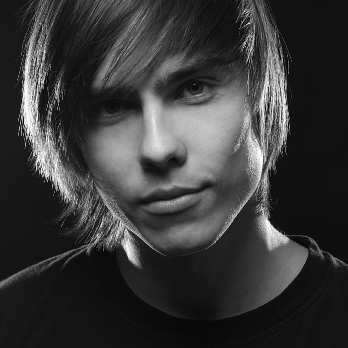 Дмитрий Попов