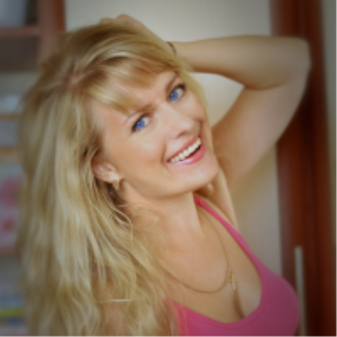 Натали Жирова