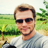 Евгений Старков