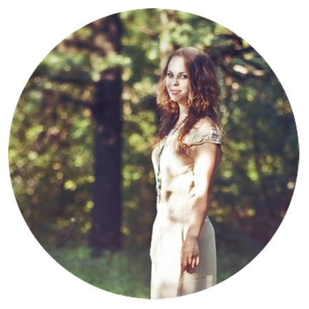 Алёна Чеснокова