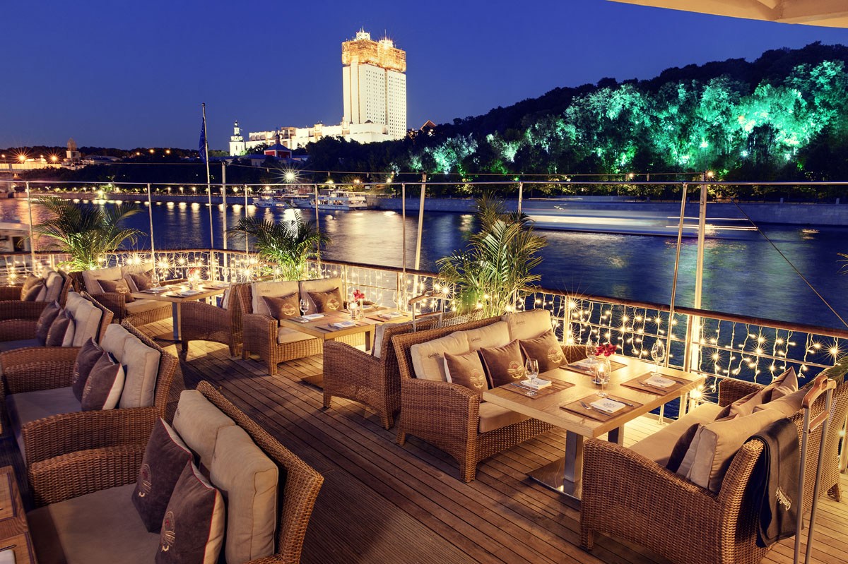 Веранда — Ресторан-яхта Ласточка