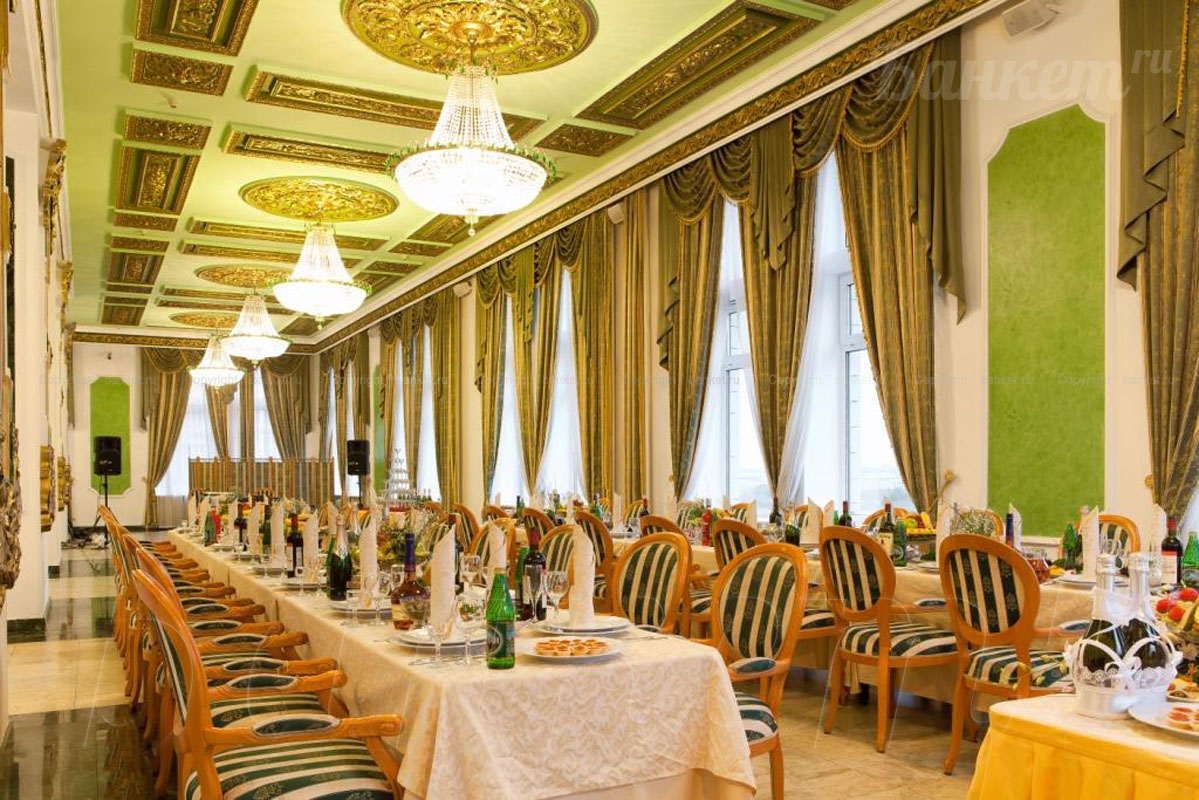 Александровский зал — Warsaw Hall