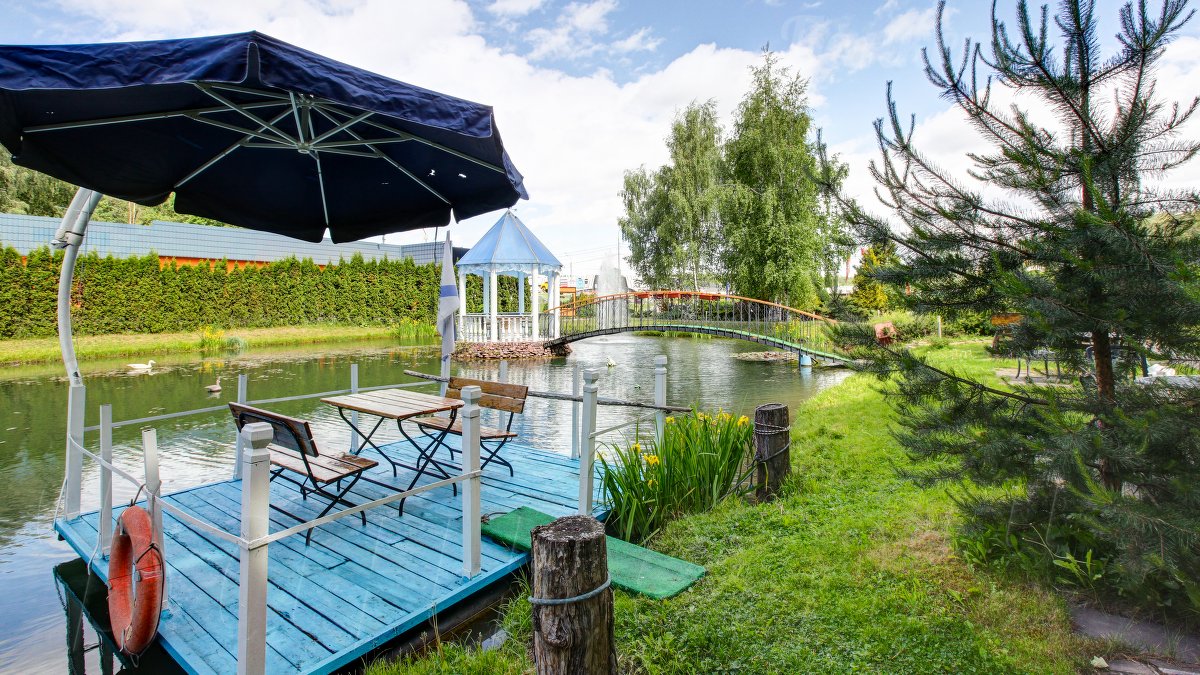 Русская Ривьера — Ресторан Любить по-русски