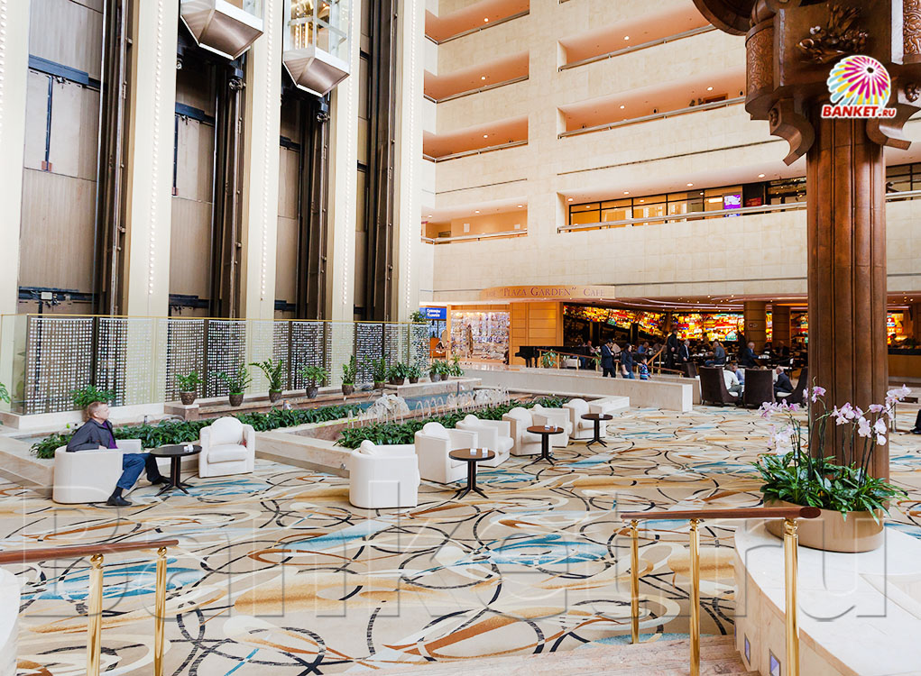 Атриум Crowne Plaza Moscow — фото 8