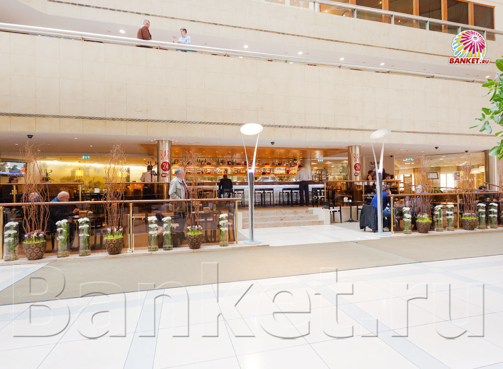 Атриум Crowne Plaza Moscow — фото 16