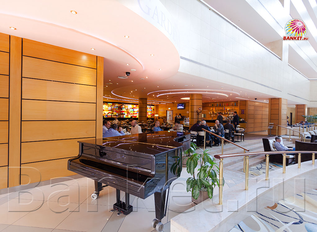 Атриум Crowne Plaza Moscow — фото 28